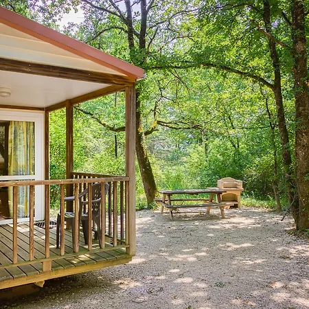 Holiday park Domaine De Miraval 4*